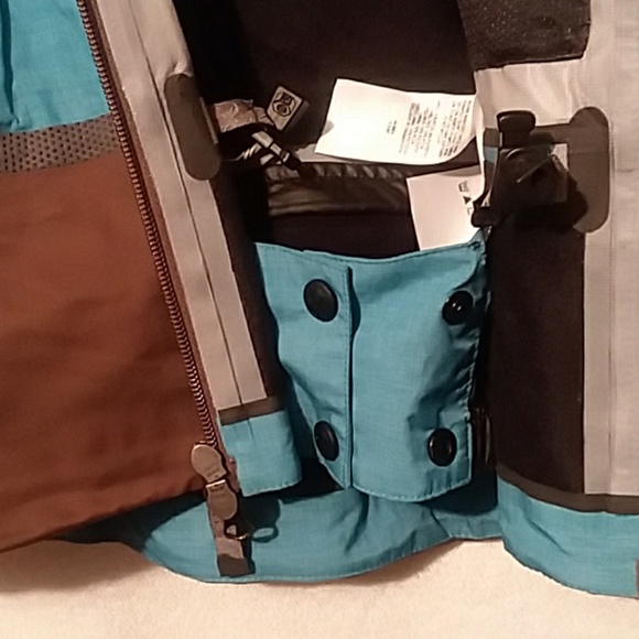 Mountain Hardwear Jacket - Picture 8 of 8